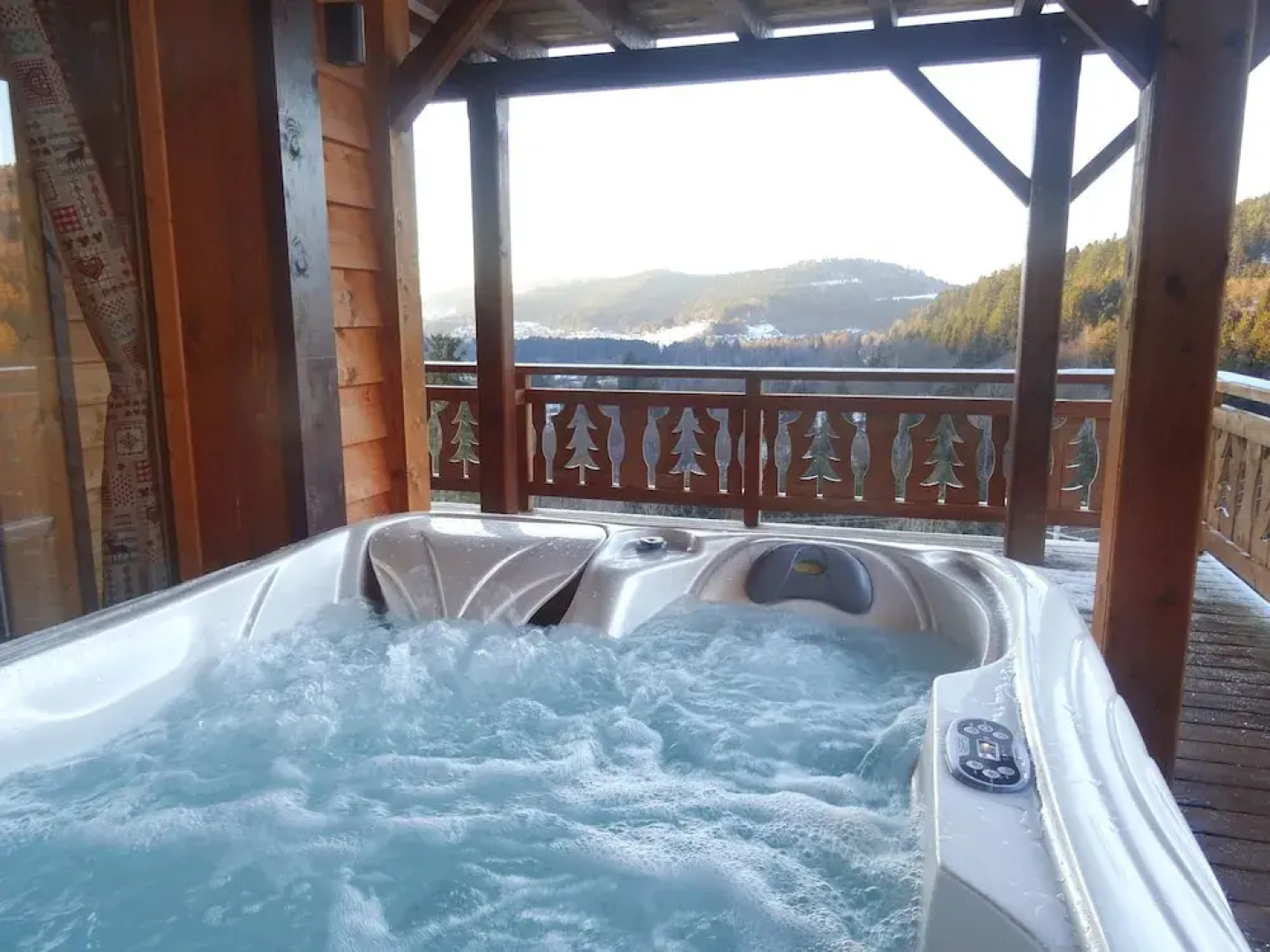 Gîte Panoramique et Spa de Liézey