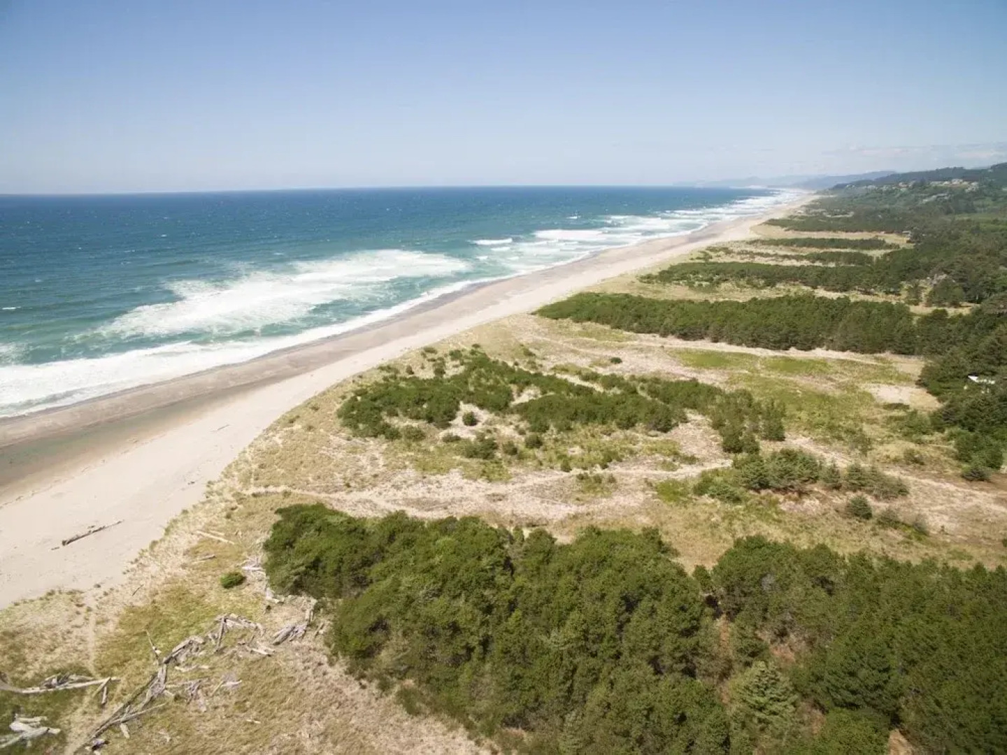 Neskowin Nest 4 Br home by RedAwning