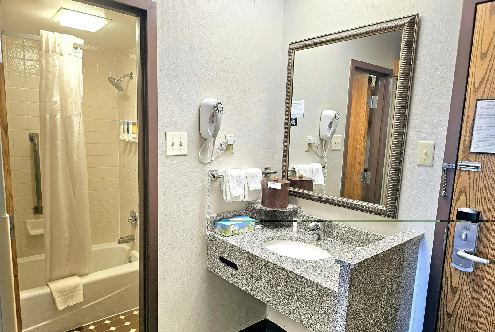 Days Inn by Wyndham Rolla