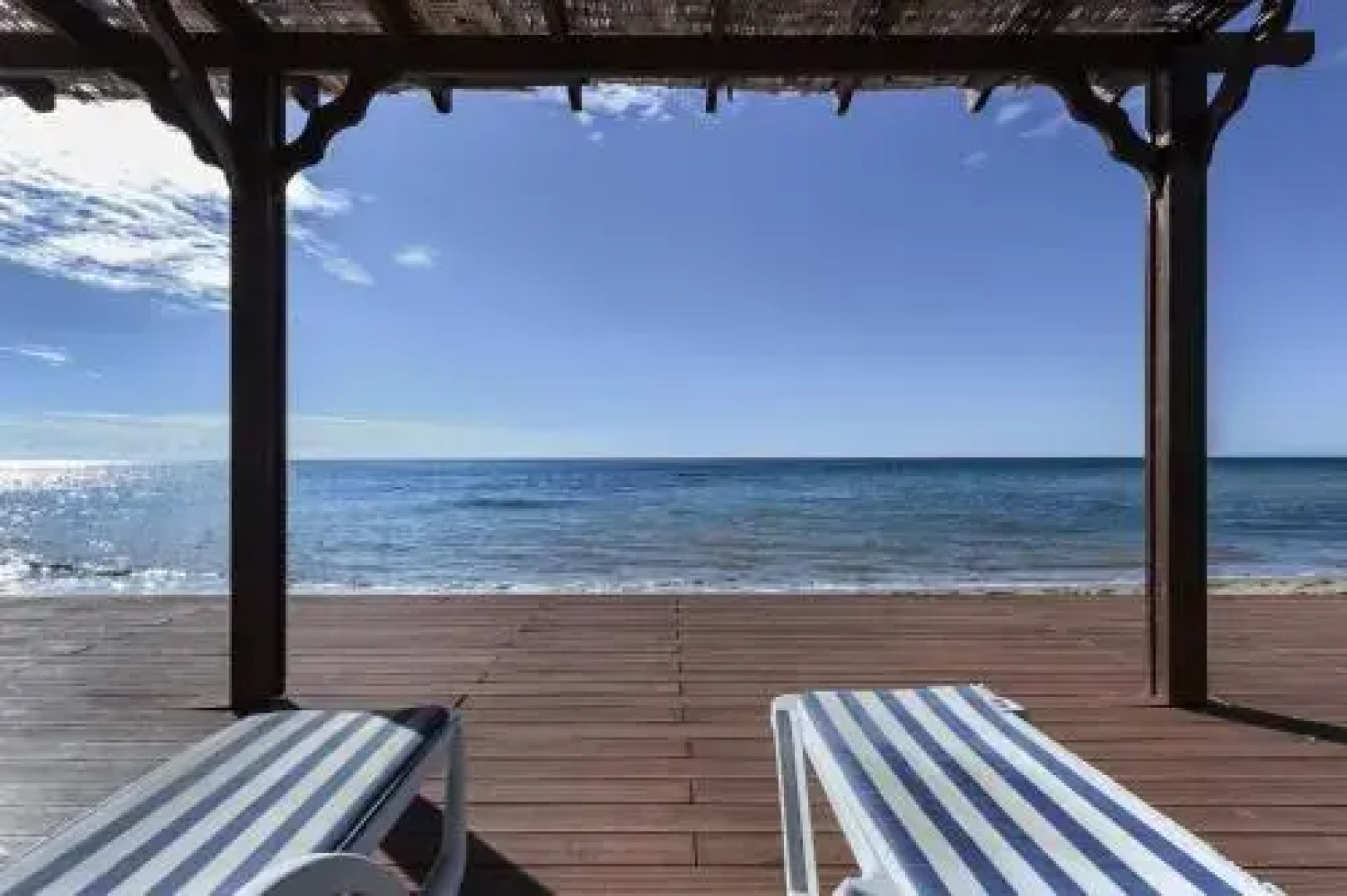 Thalassa Holiday Home With Sea View