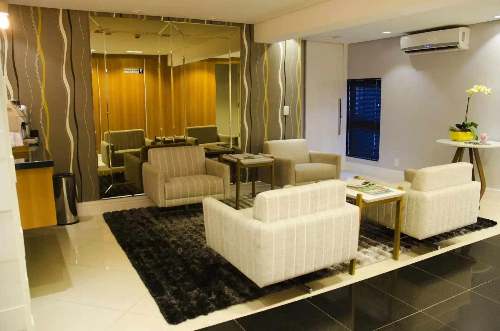 Summit Millian Hotel