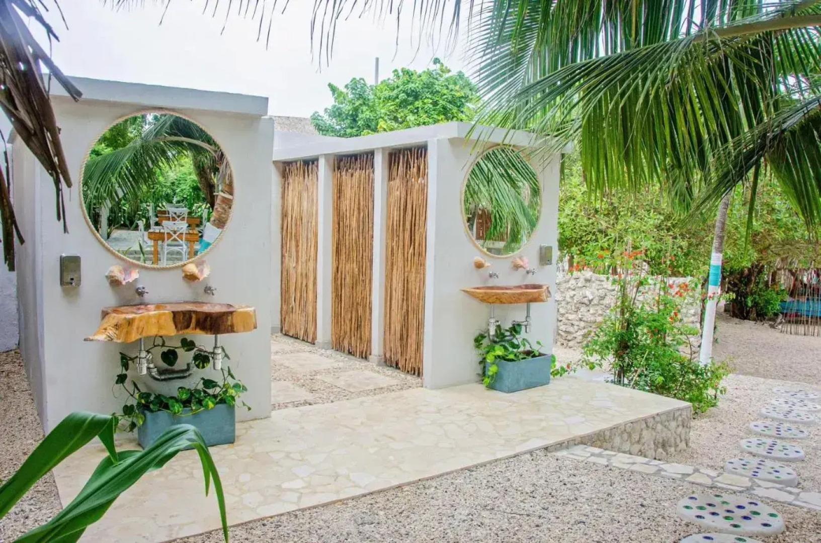 Namaste Beach Club & Hotel