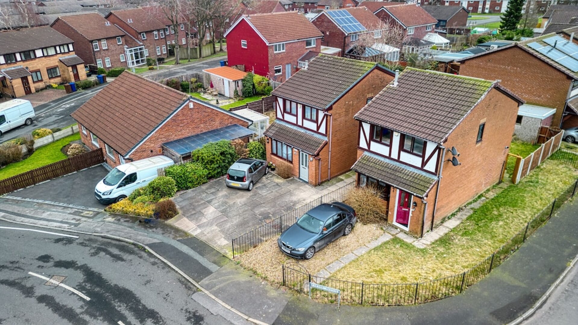 Lovely 3-bed Cosy House in Greater Manchester