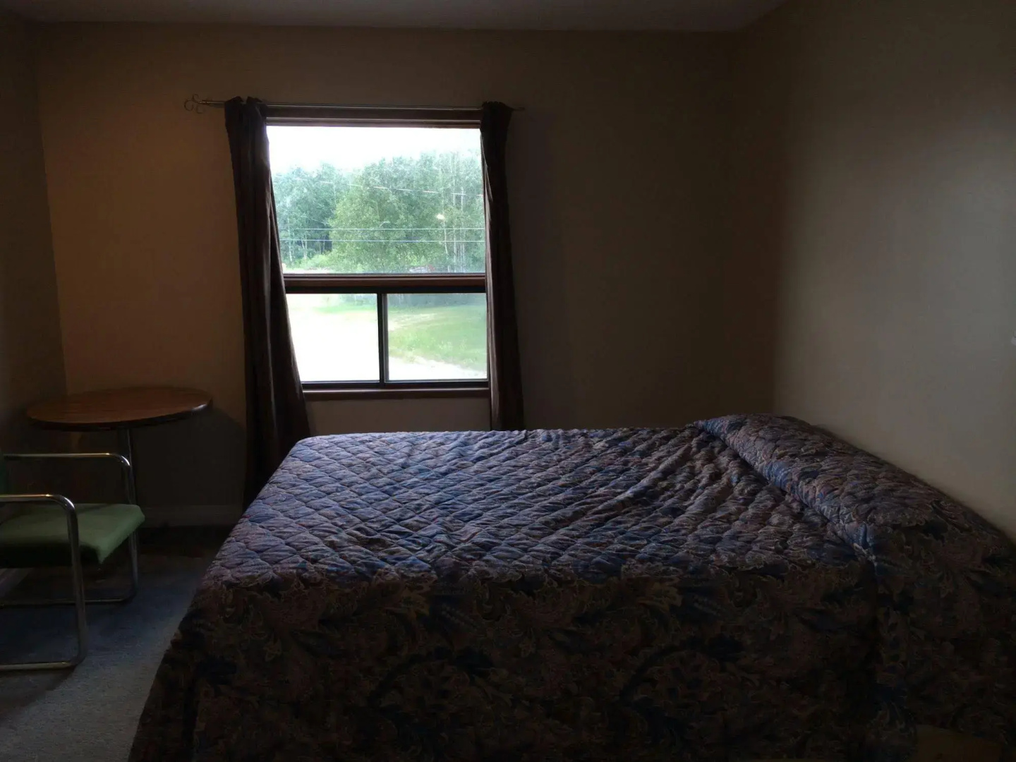 Pickle Lake Hotel