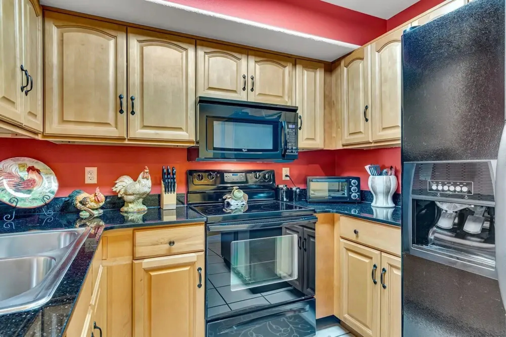 Hopeful Hideaway 2 Bedroom Condo by Redawning