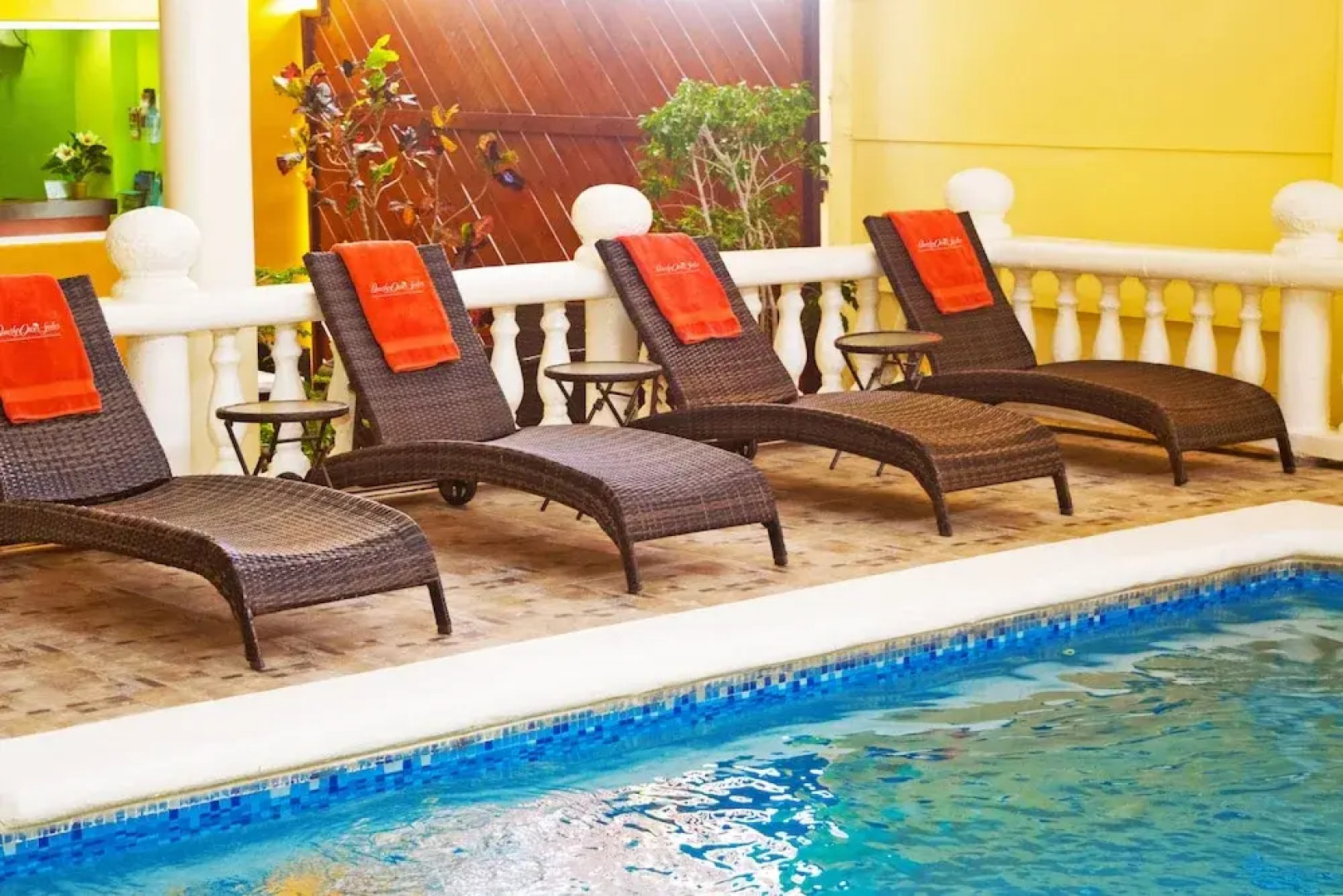 Beverly's Oasis Suites