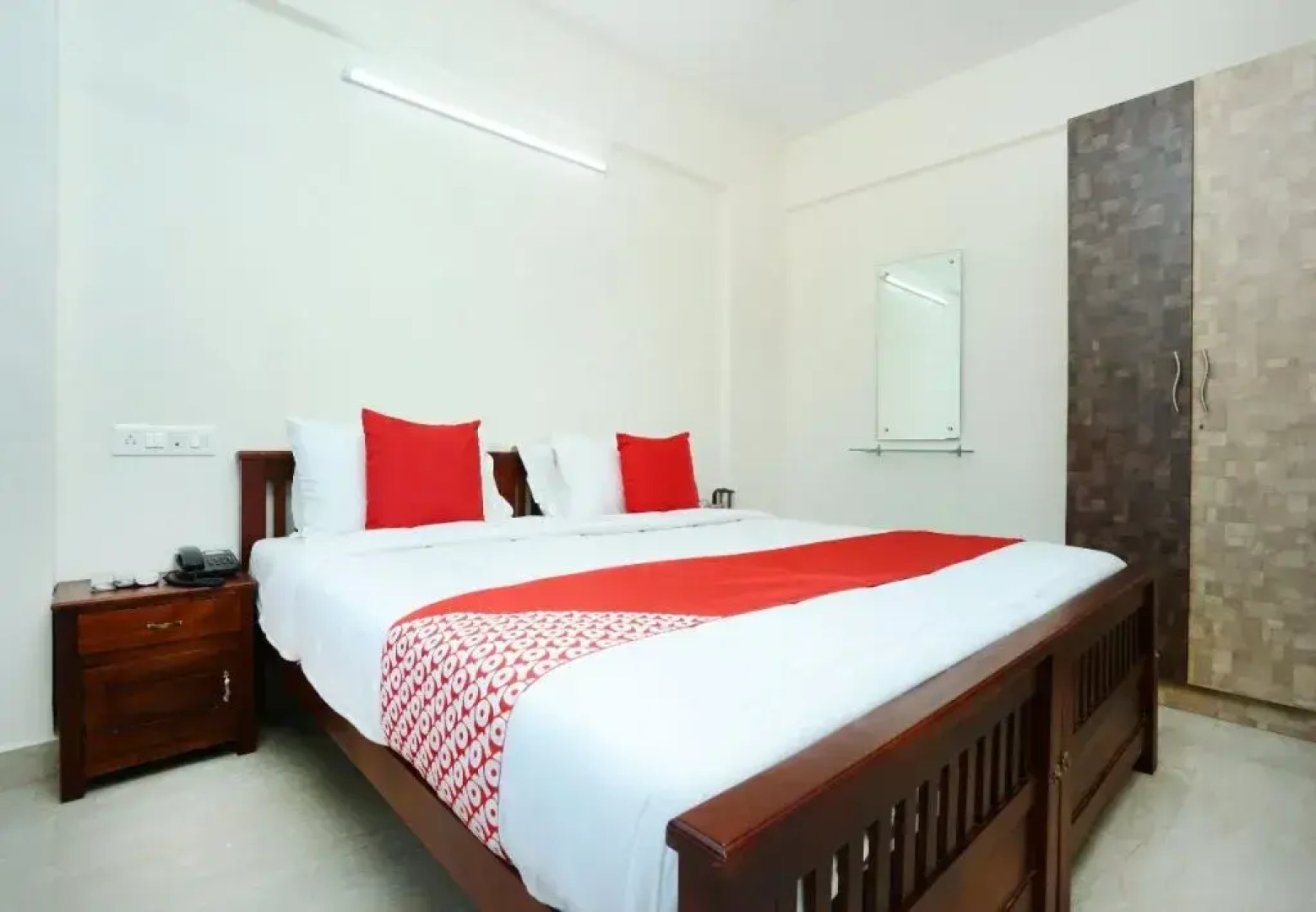 SilverKey Executive Stays 20010 Kakkanad