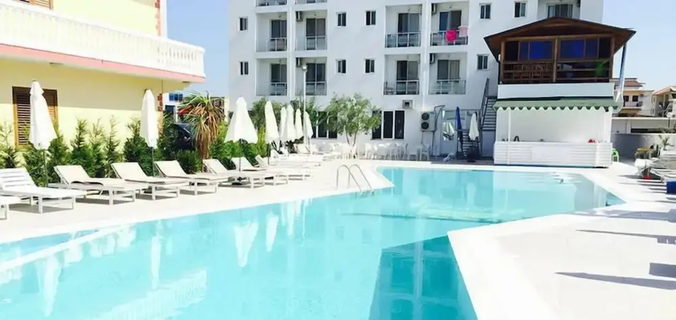 Hotel Lakaj 2
