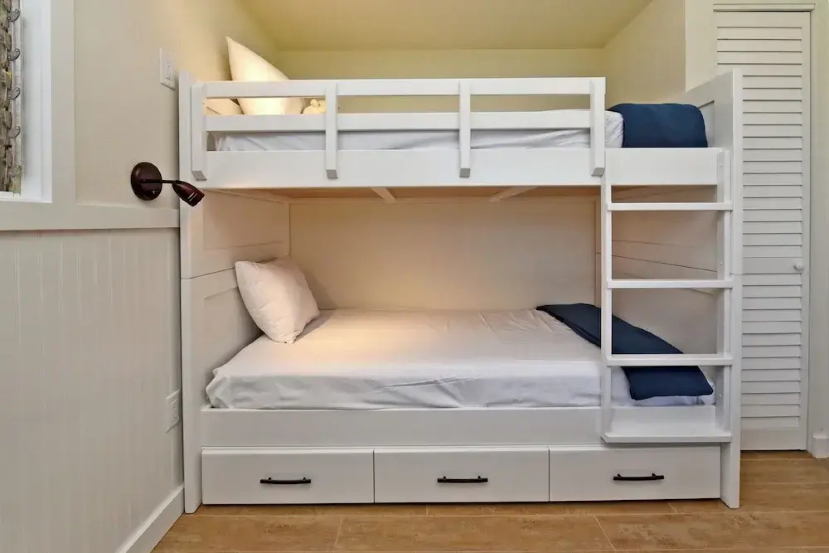 International Colony Club