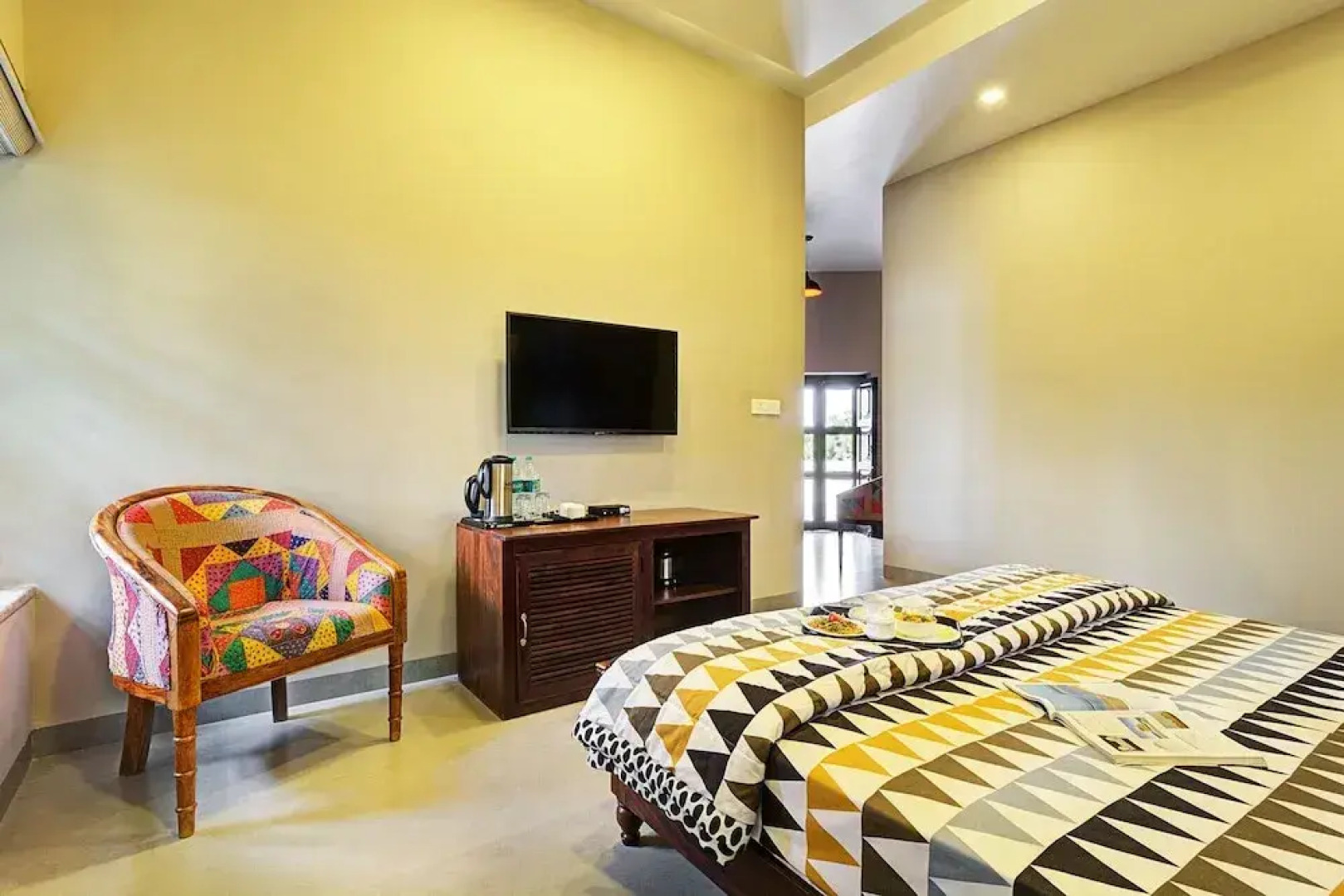 Oasis of Serenity by Vista Rooms