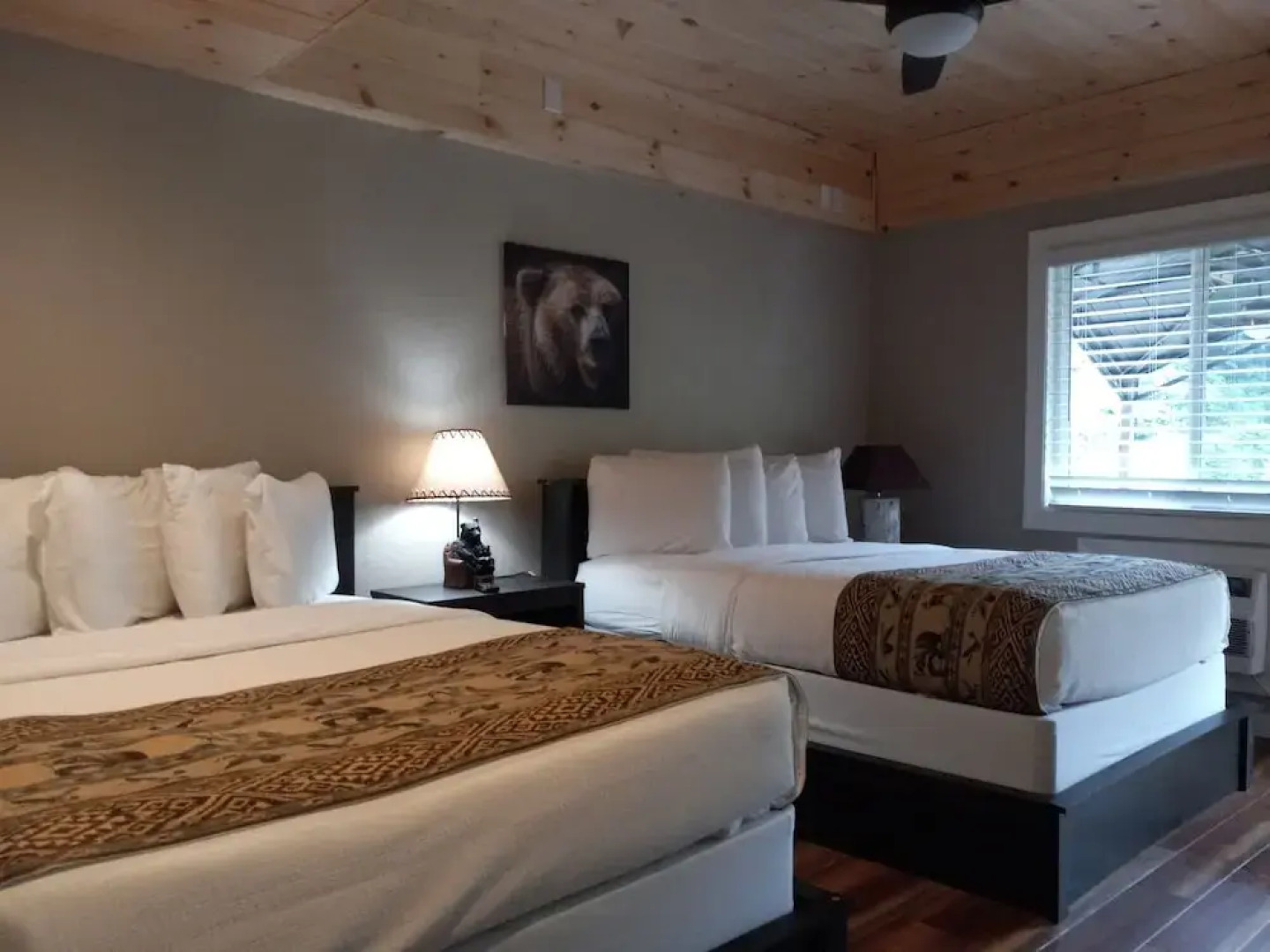 The Carter Lodge On The River