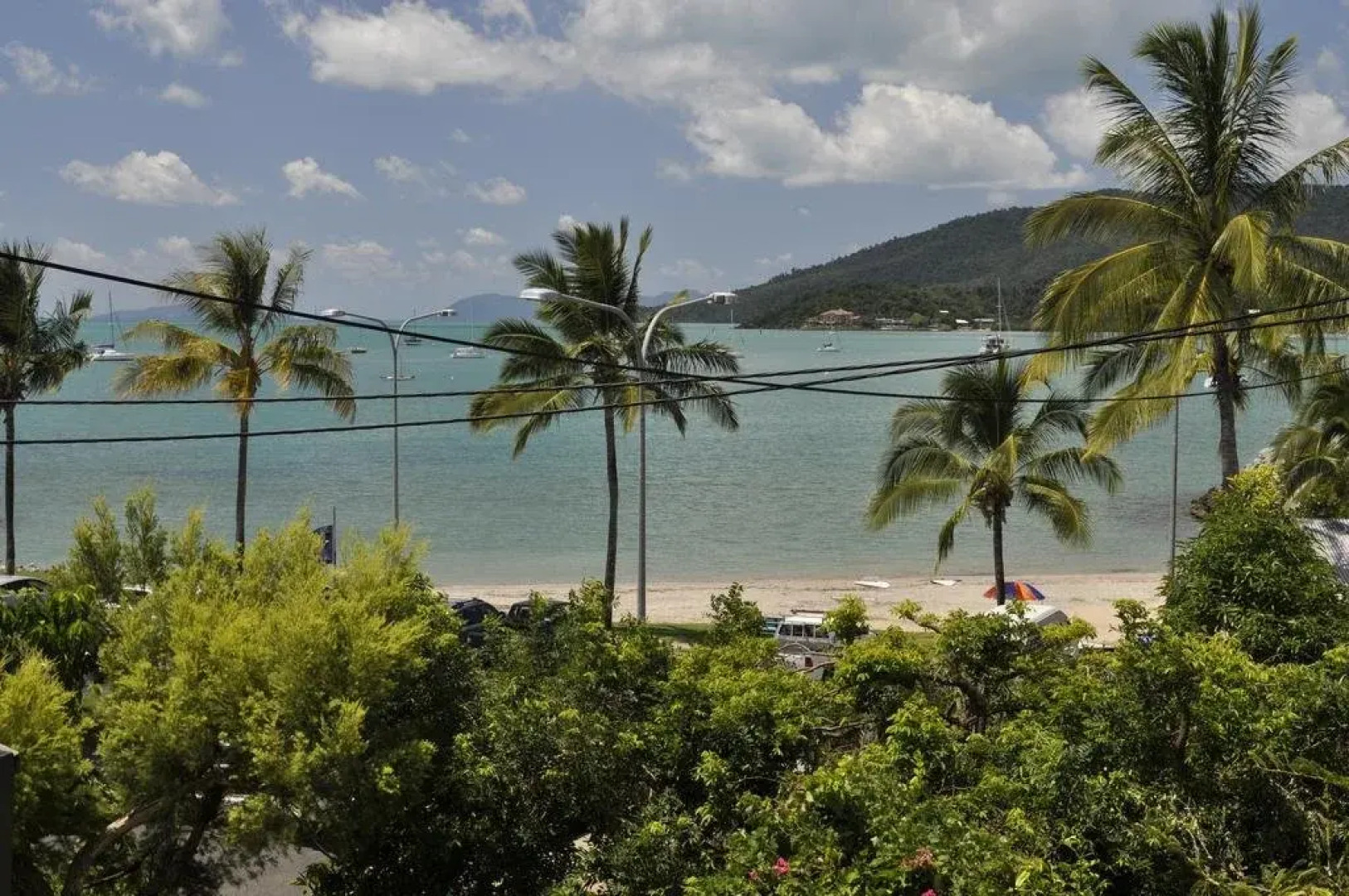 Colonial Court Holiday Apartments