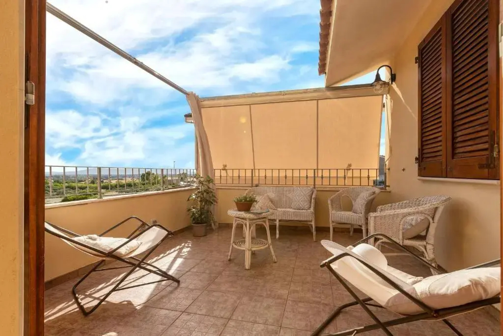 Sardinia Guest House - Adults Only