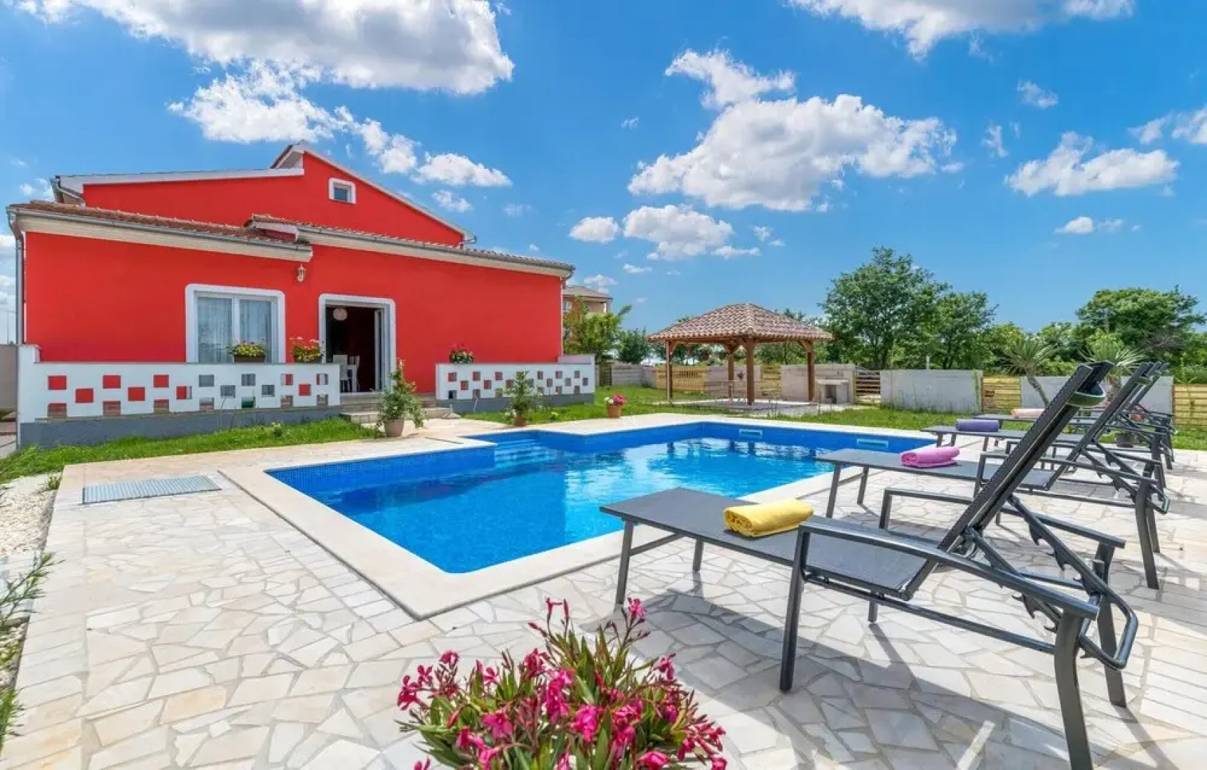 Nice Home in Sisan With Wifi and 3 Bedrooms