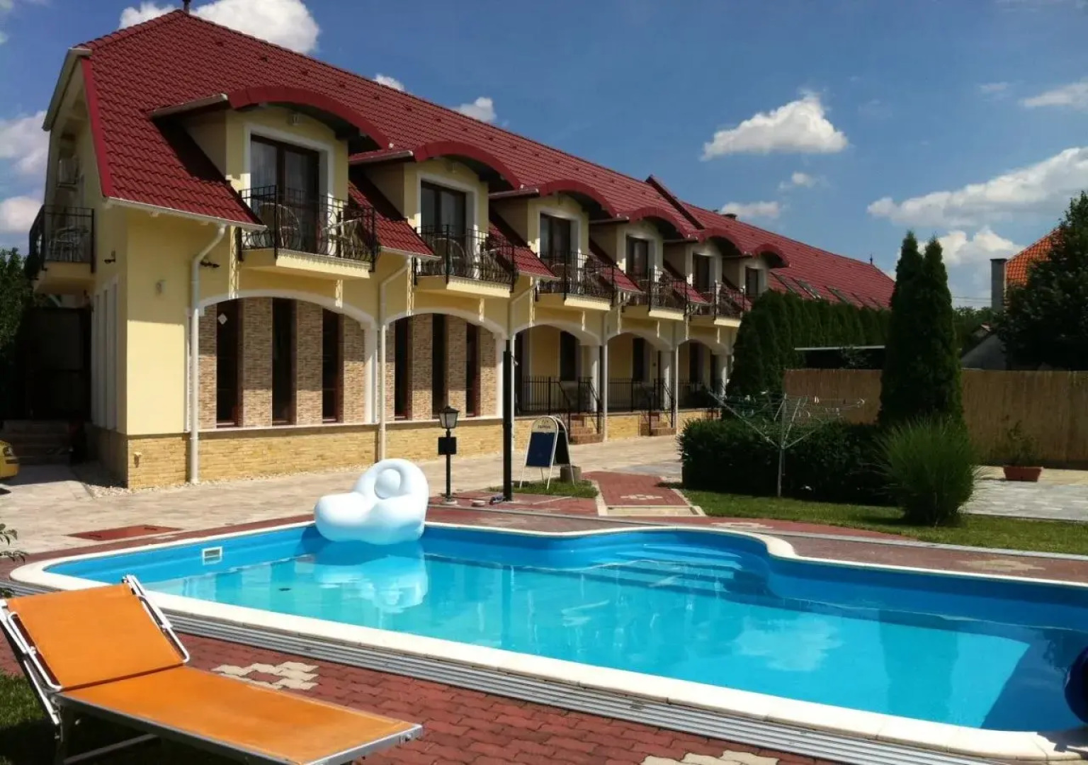 Bajor Panzio Aparthotel Restaurant - Adults Only