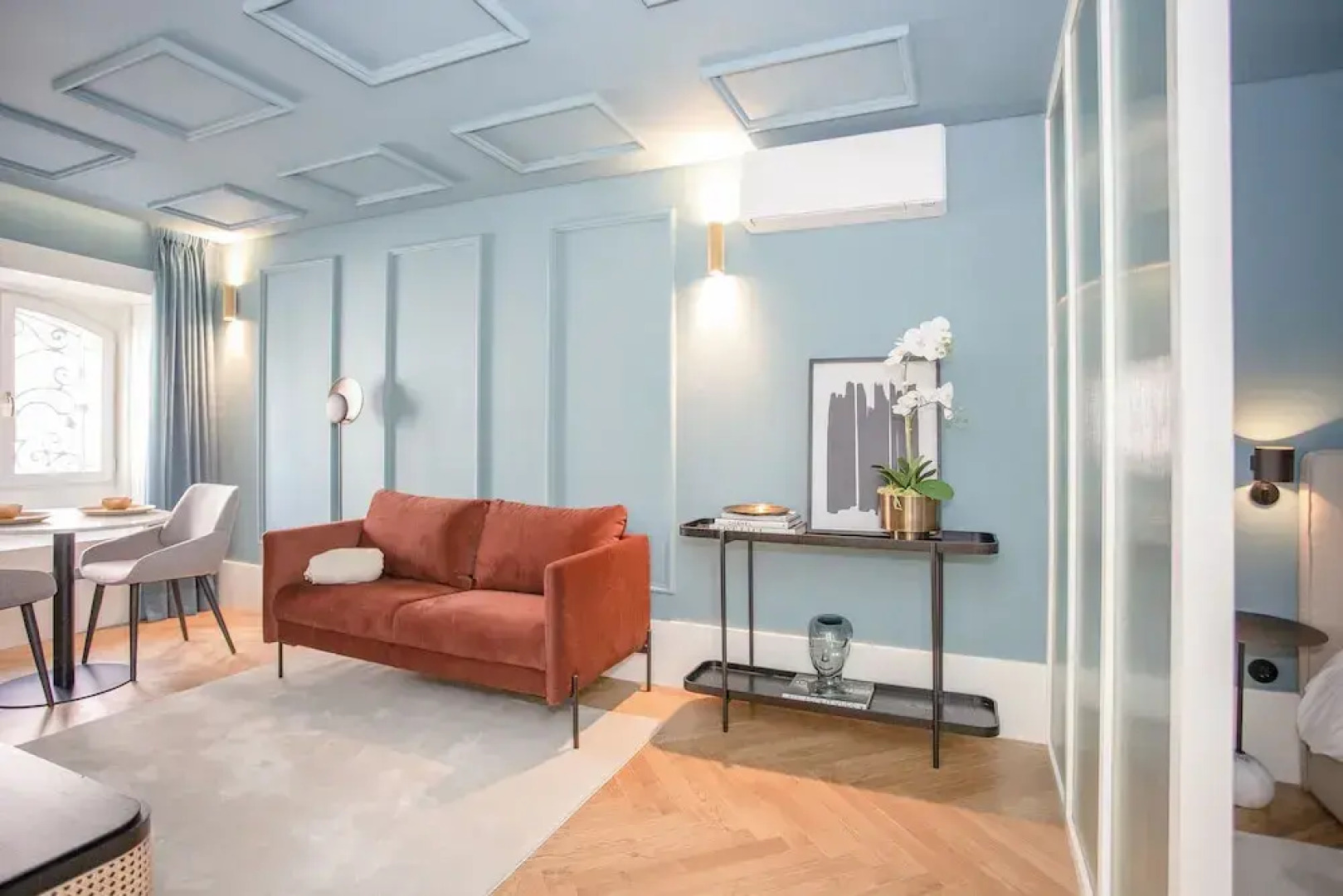 Ribeira Old Town Charming Flat w/ AC by LovelyStay