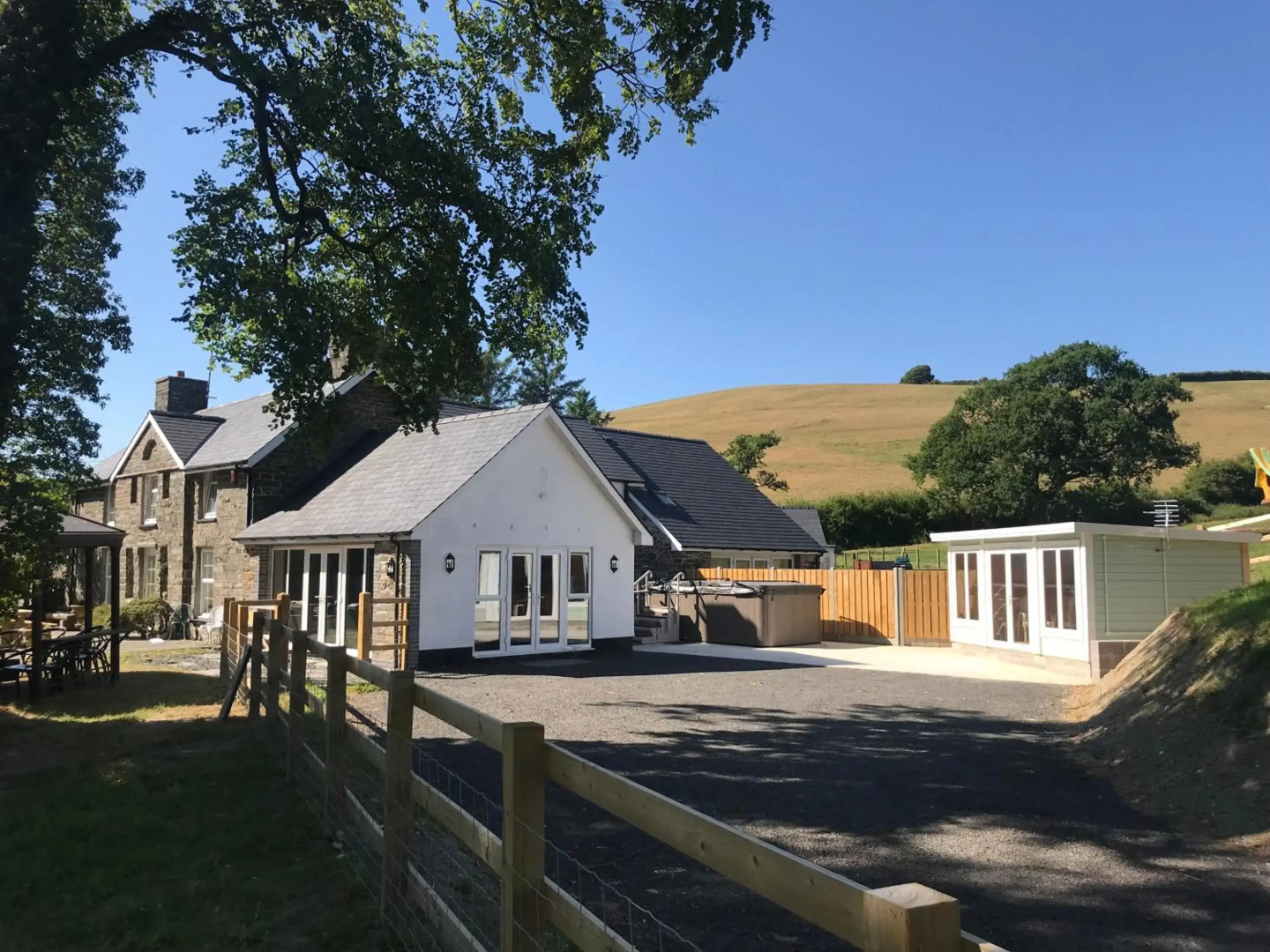 Pentre Farmhouse