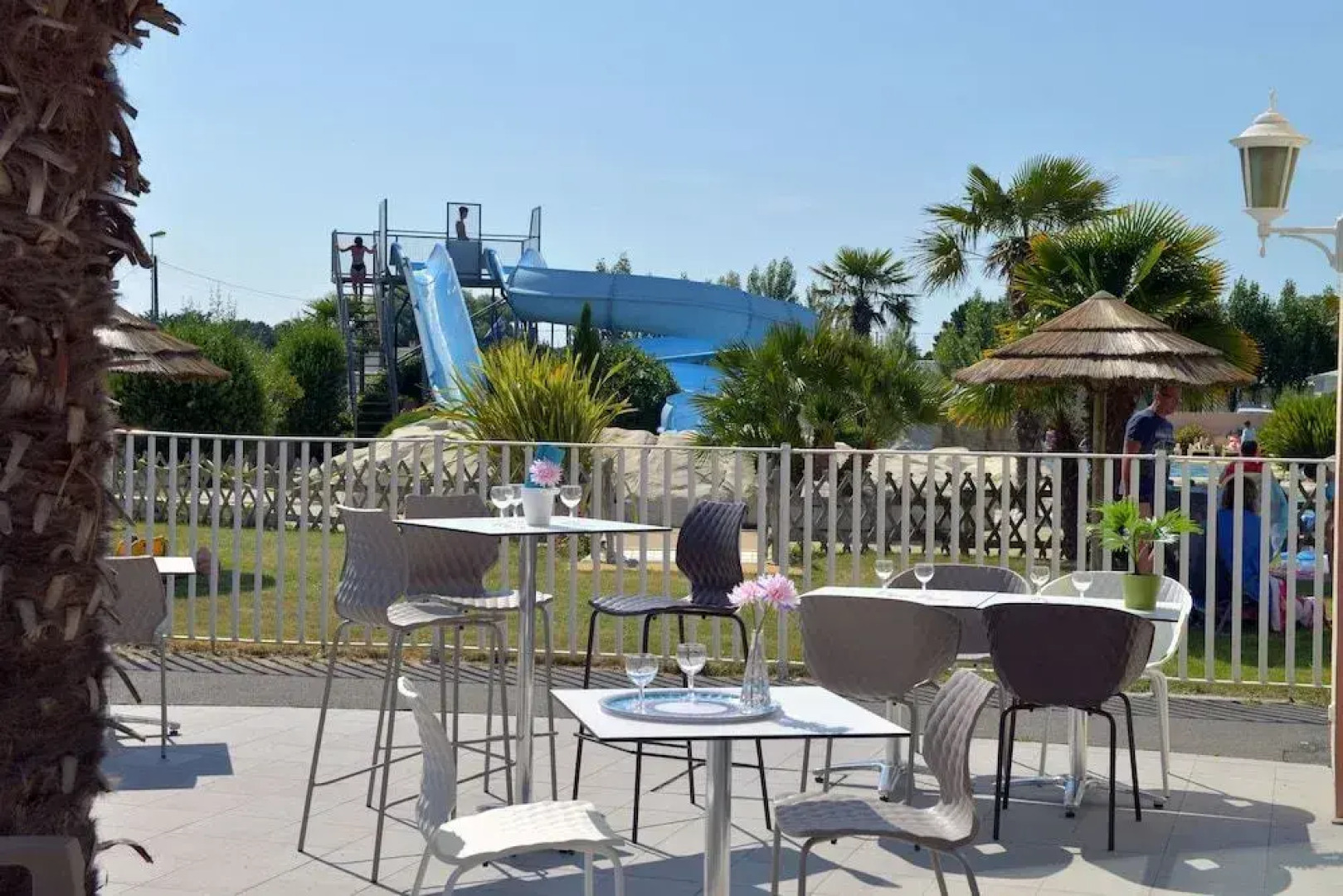 Camping Les Places Dorees