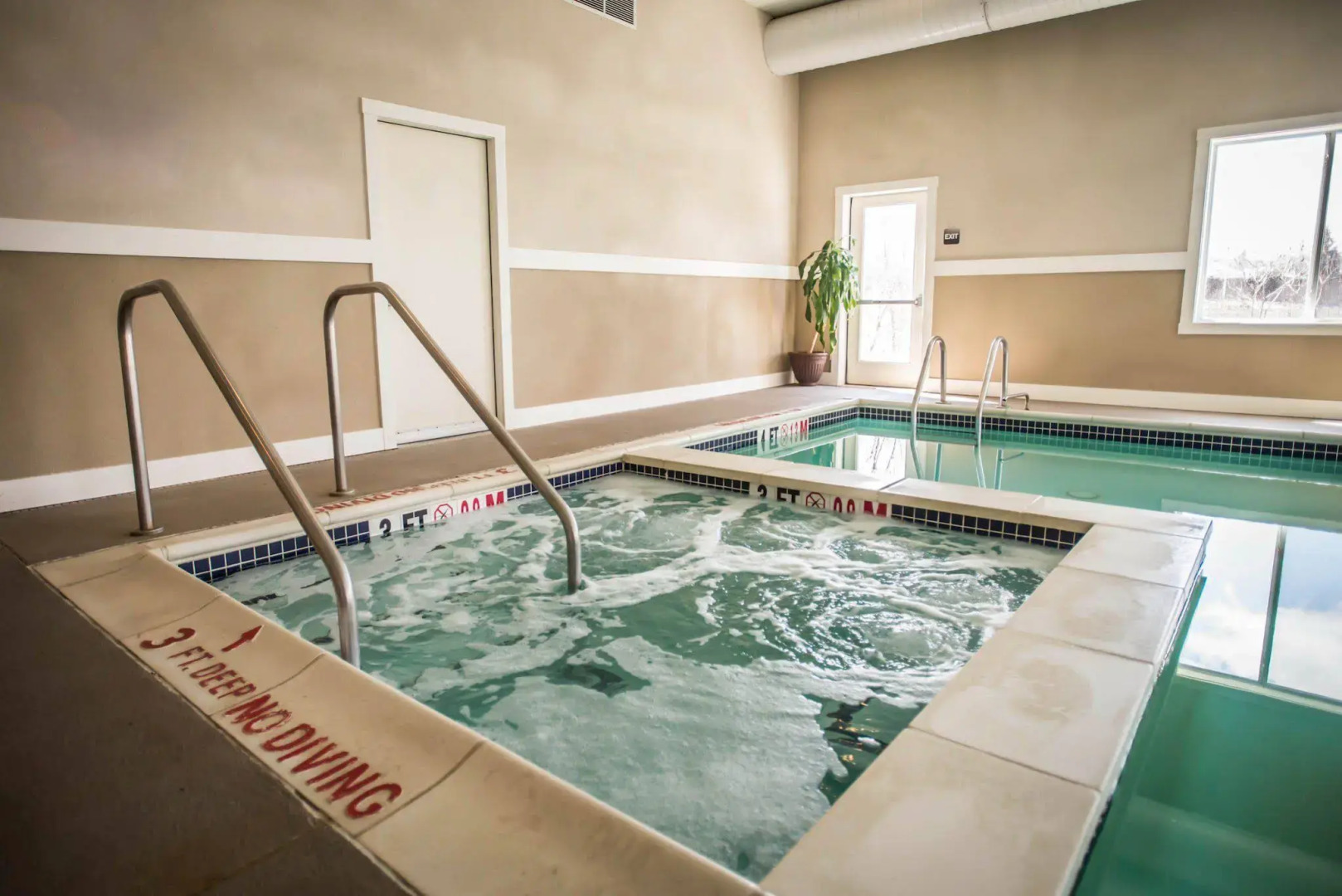 Sleep Inn & Suites Dunmore