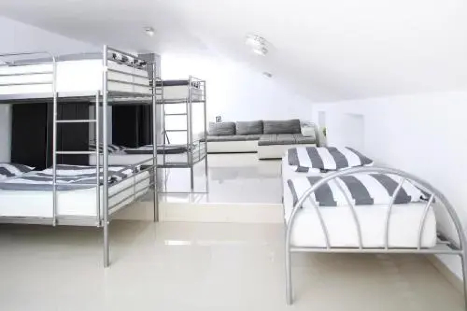 Eagle’s Nest Hostel