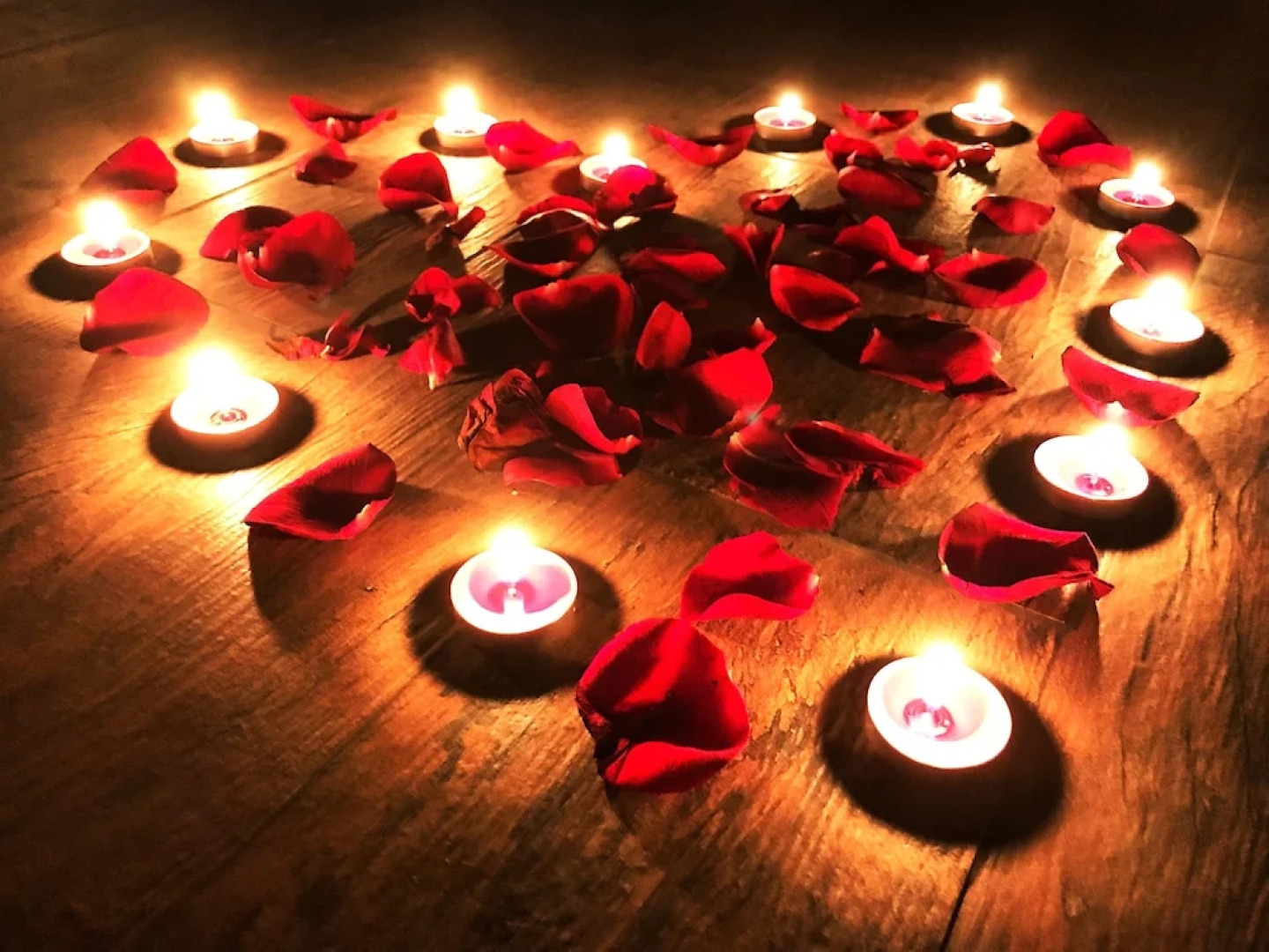 Royal Aqua Luxury Hotel & Spa