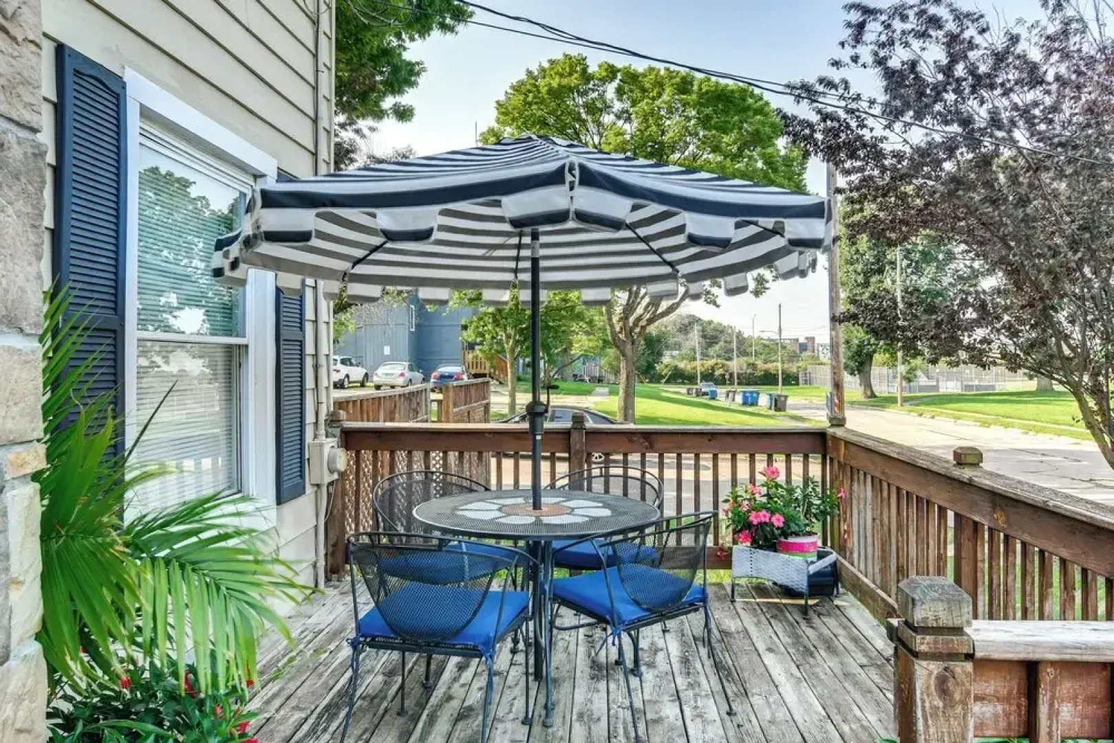 1 Mi to Dtwn: 'the Rossi House' in Des Moines!