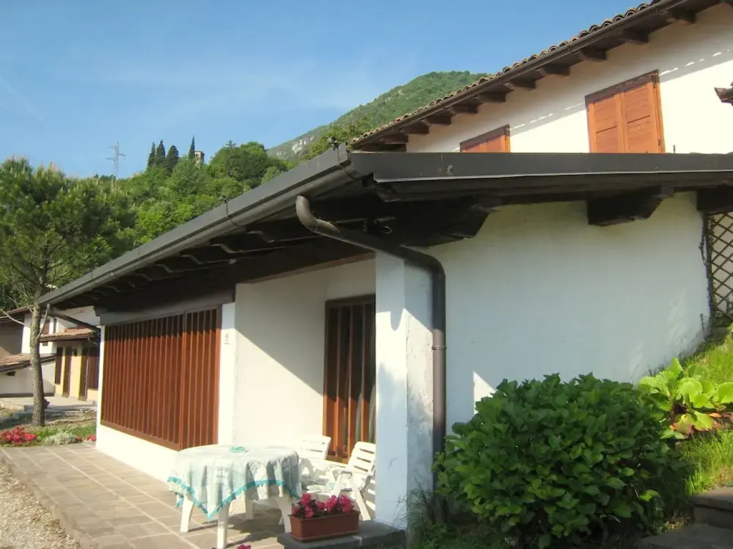 Cozy Holiday Home in Anfo Near Lake Idro