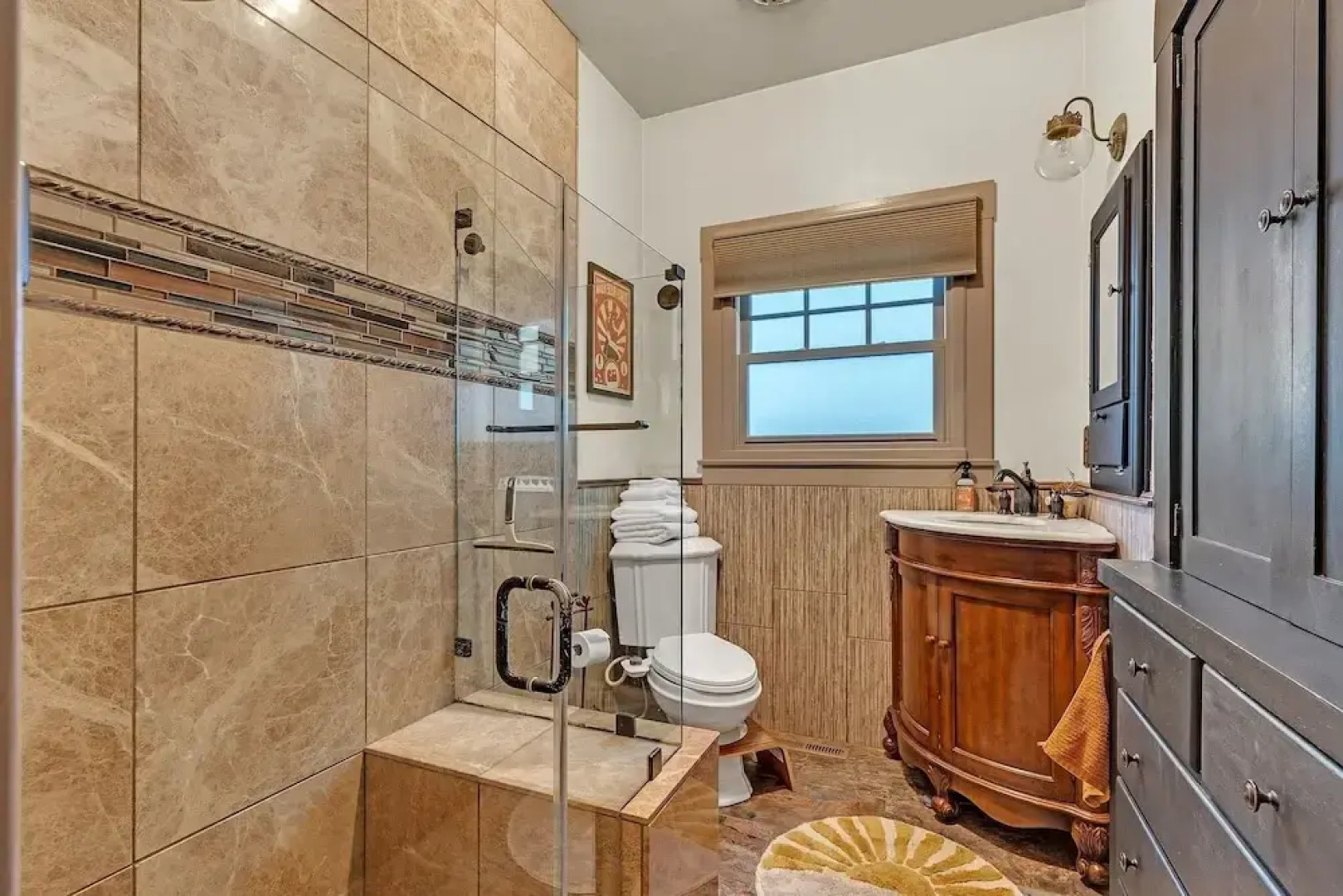 Brick & Creek House 3 Bedroom Home