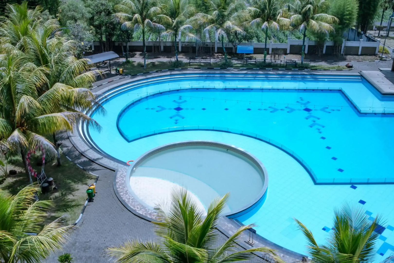 Sutan Raja Hotel And Convention Centre