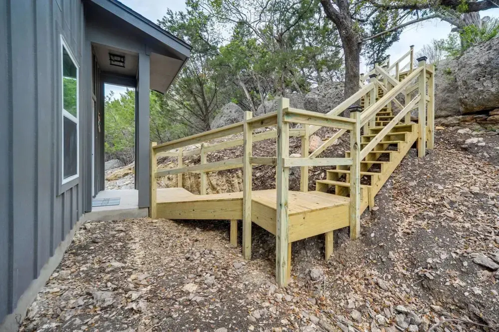 Canyon Lake Home W/ Private Deck: 5 Mi To Marina!