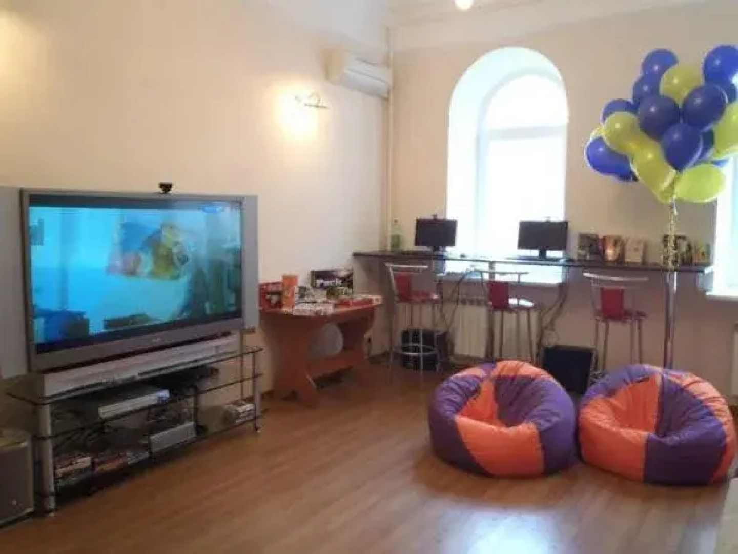 Chillax Hostels
