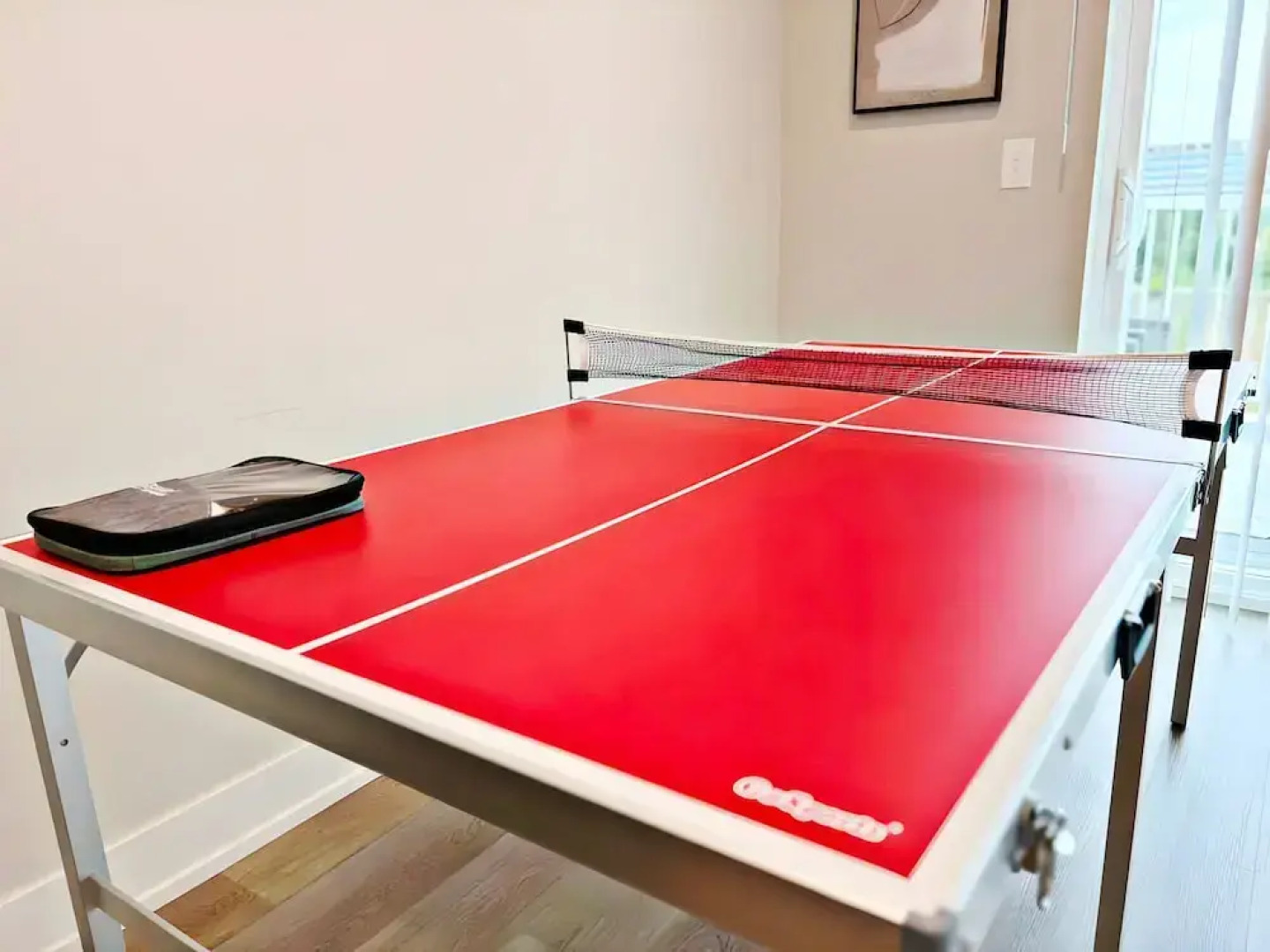 Modern 4BR with Parking - WV rep 4