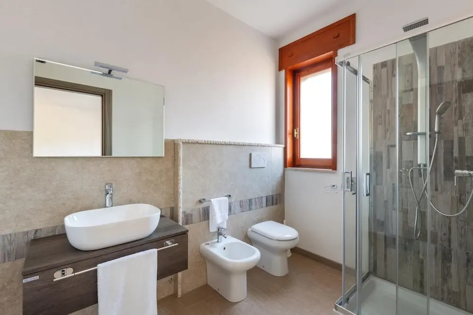 1786 B&B Joy Home - Camera 2