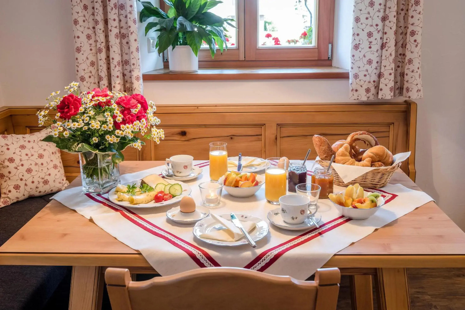 Beim Paulfischer - Eckbankerl