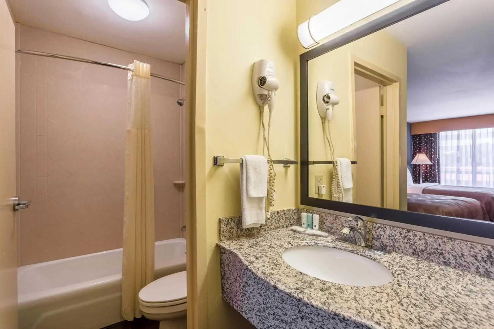 Quality Inn & Suites Baton Rouge West – Port Allen