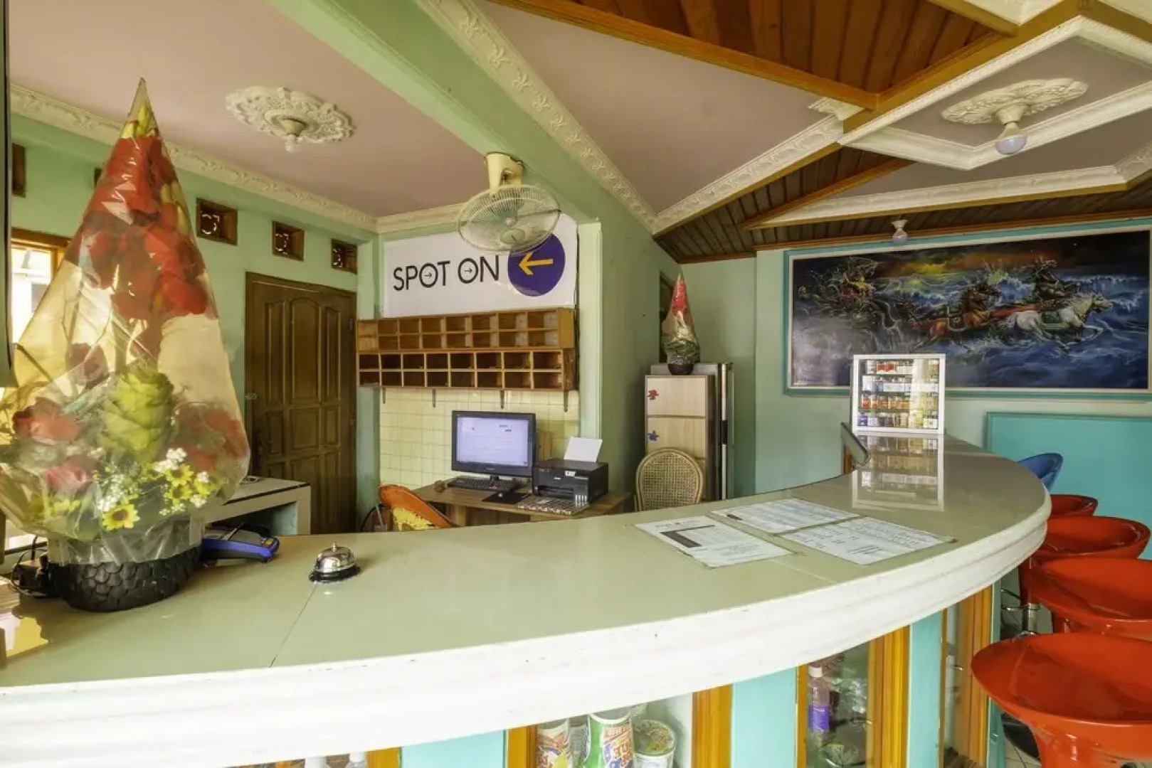 Hotel Mahkota Pantai by OYO Rooms