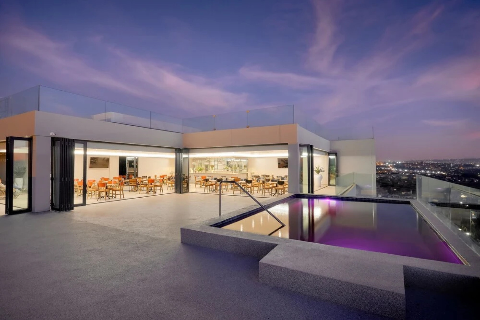 Blueberry Hill Hotel