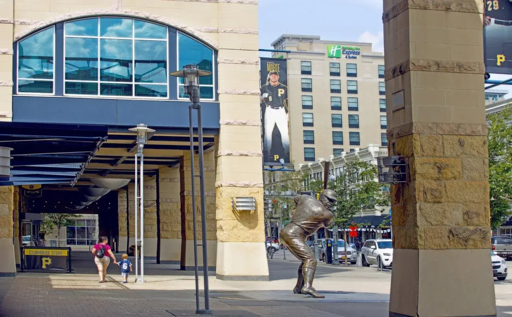 Holiday Inn Express & Suites Pittsburgh North Shore by IHG