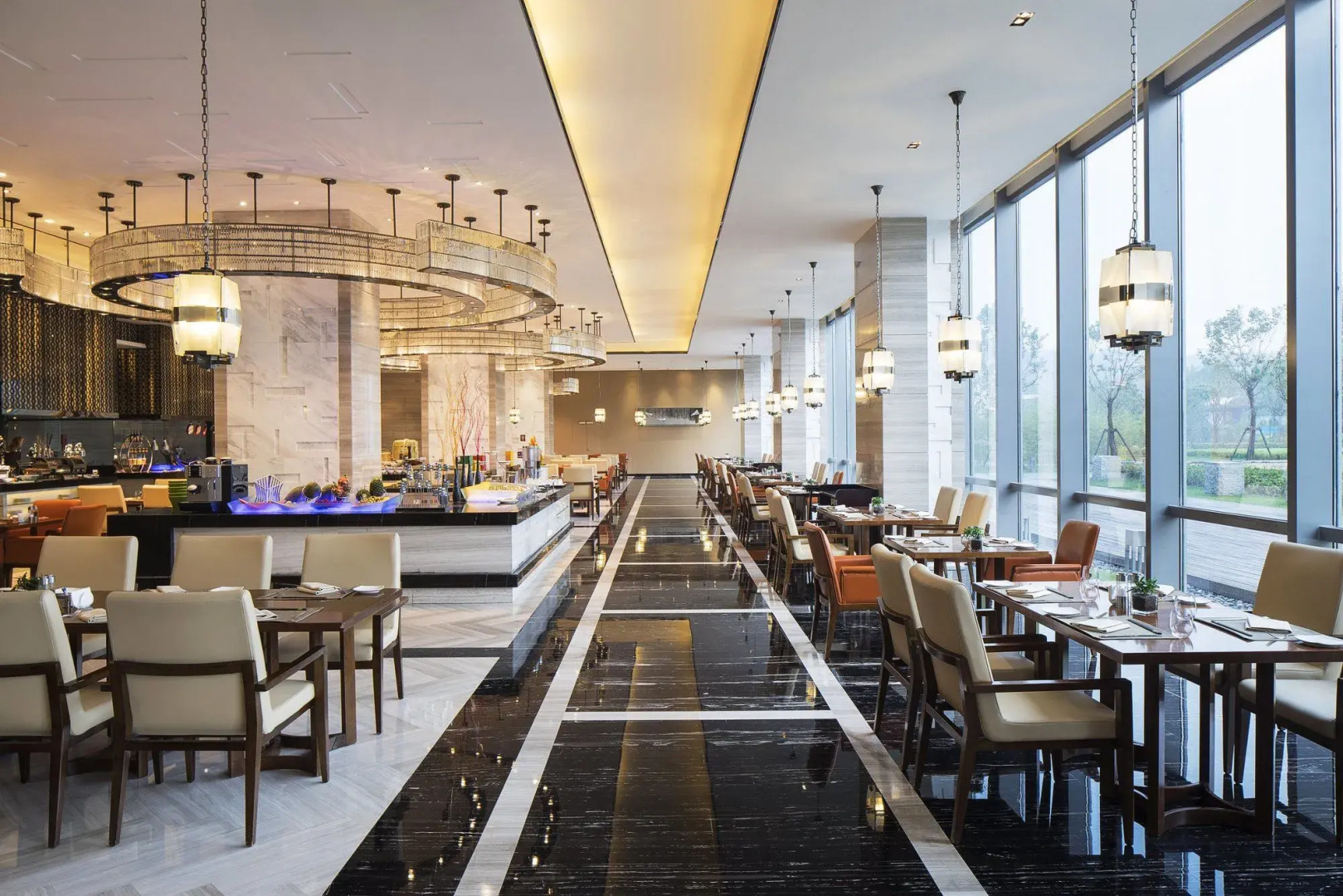 Sheraton Langfang Chaobai River Hotel