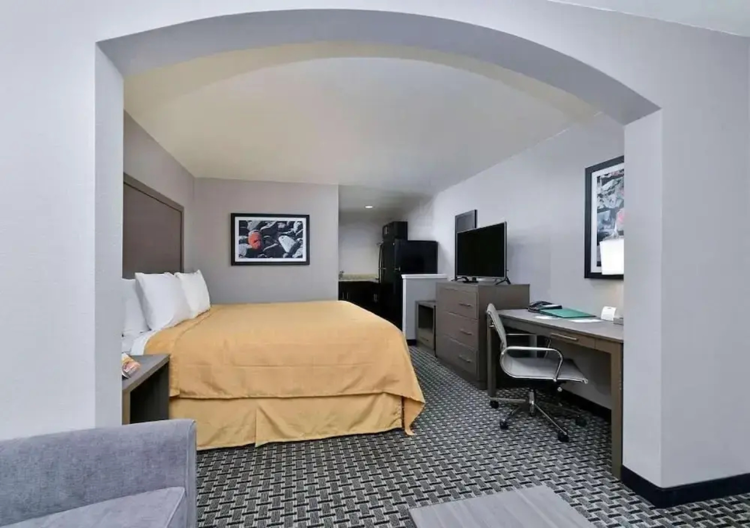 Quality Inn & Suites