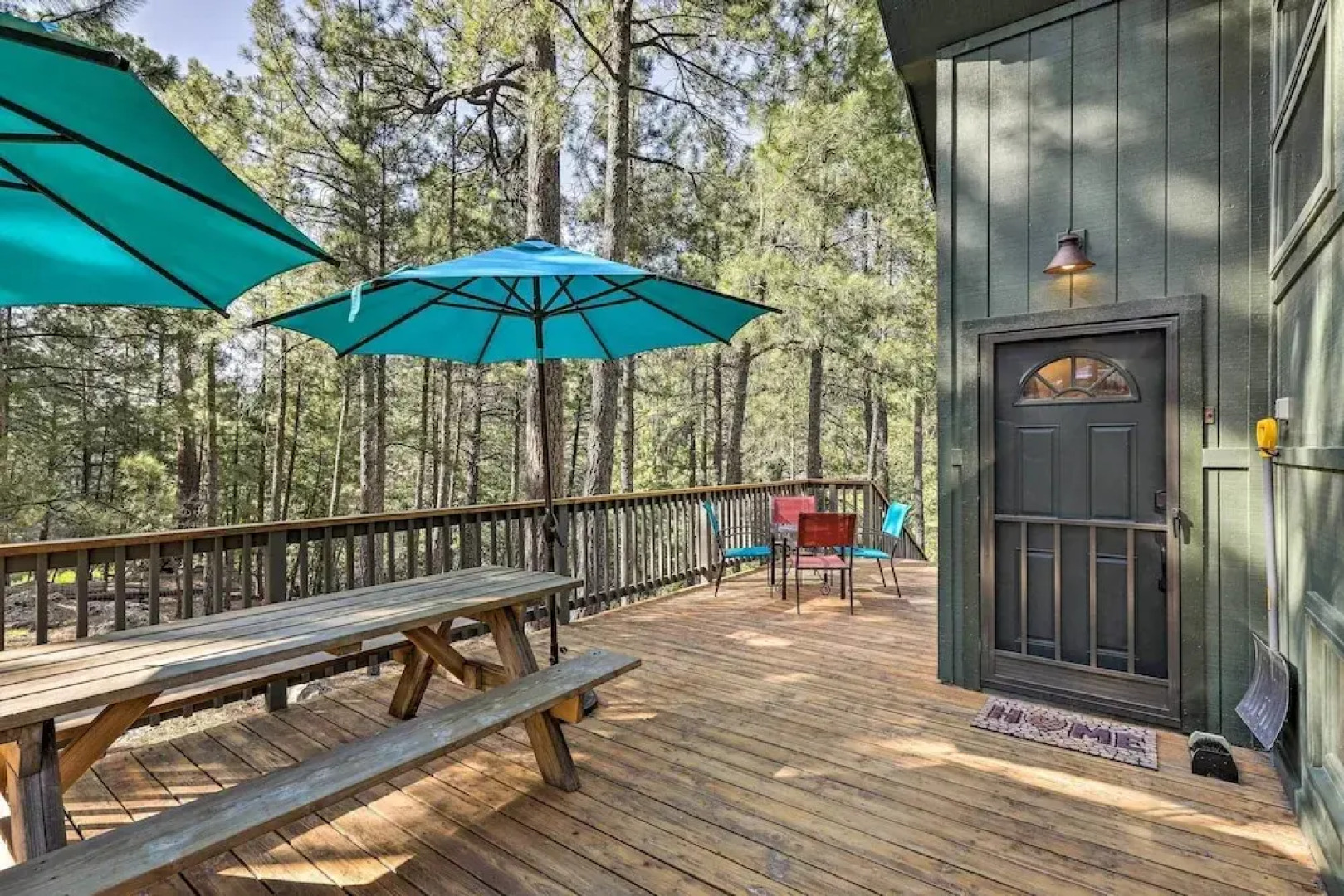 Woodsy Flagstaff Hideaway w/ Deck + Sunroom!