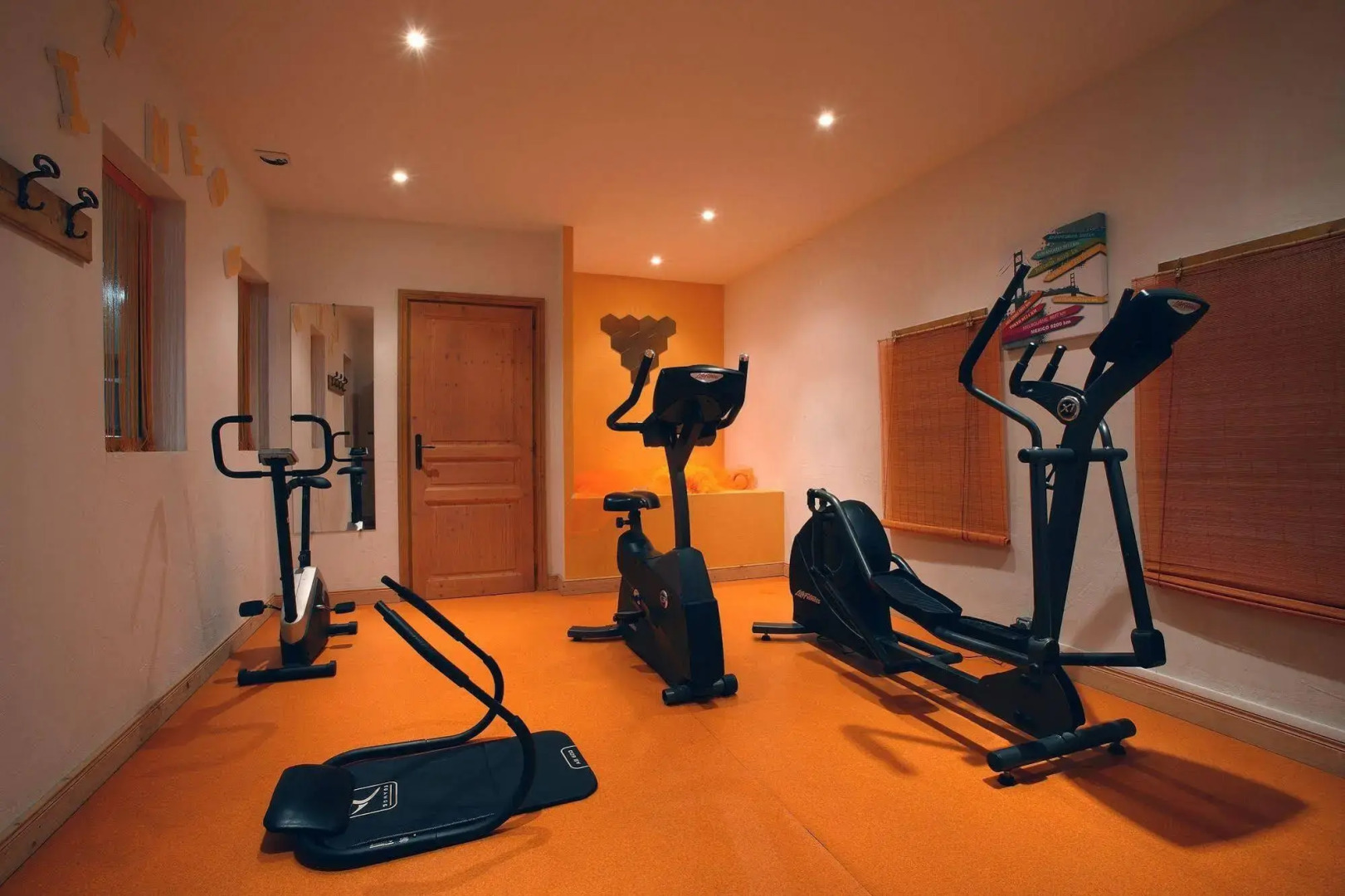 Отель Chalet des Neiges Oz en Oisans