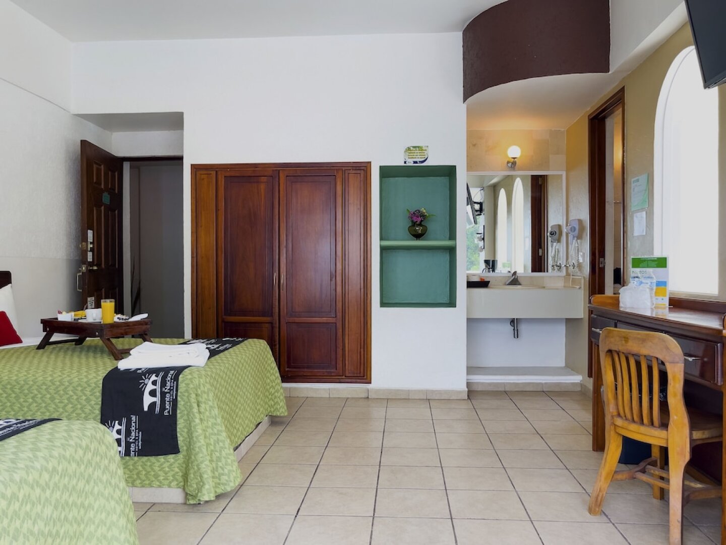 Hotel Puente Nacional & Spa