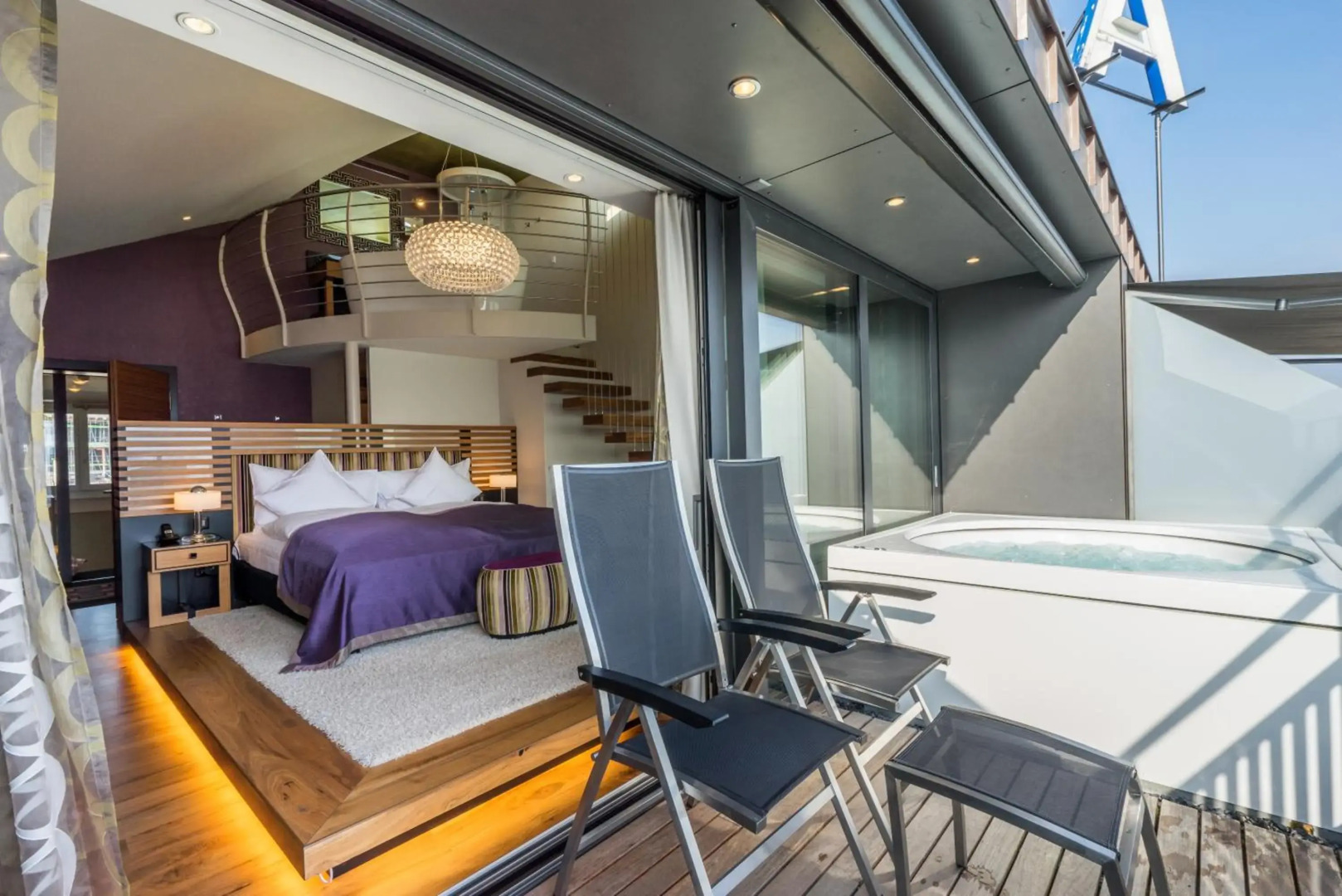 Art Deco Hotel Montana