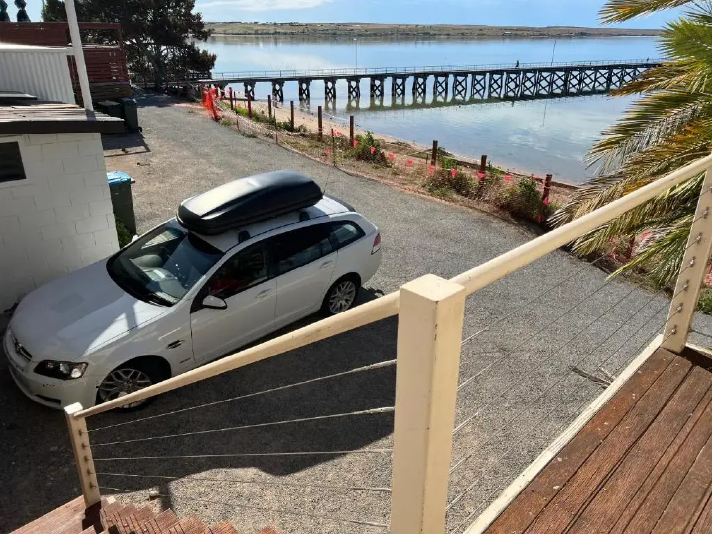 Beachside & Jetty View Apartment 7 - Sea Eagle Nest Apartment