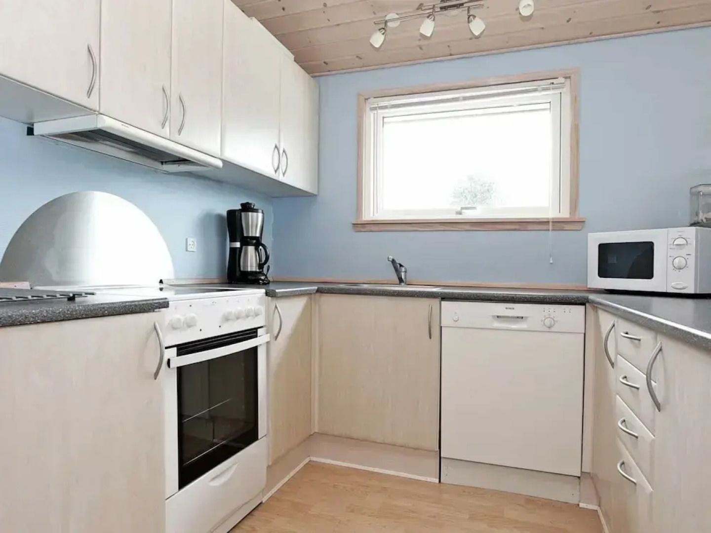 6 Person Holiday Home in Dannemare