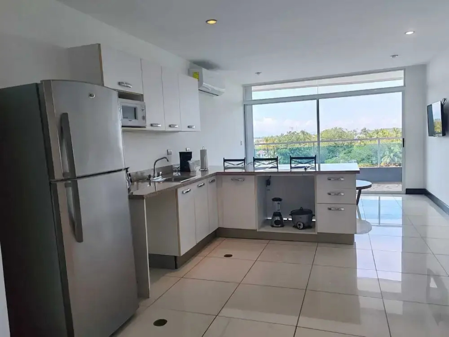 Puerto Azul Residences