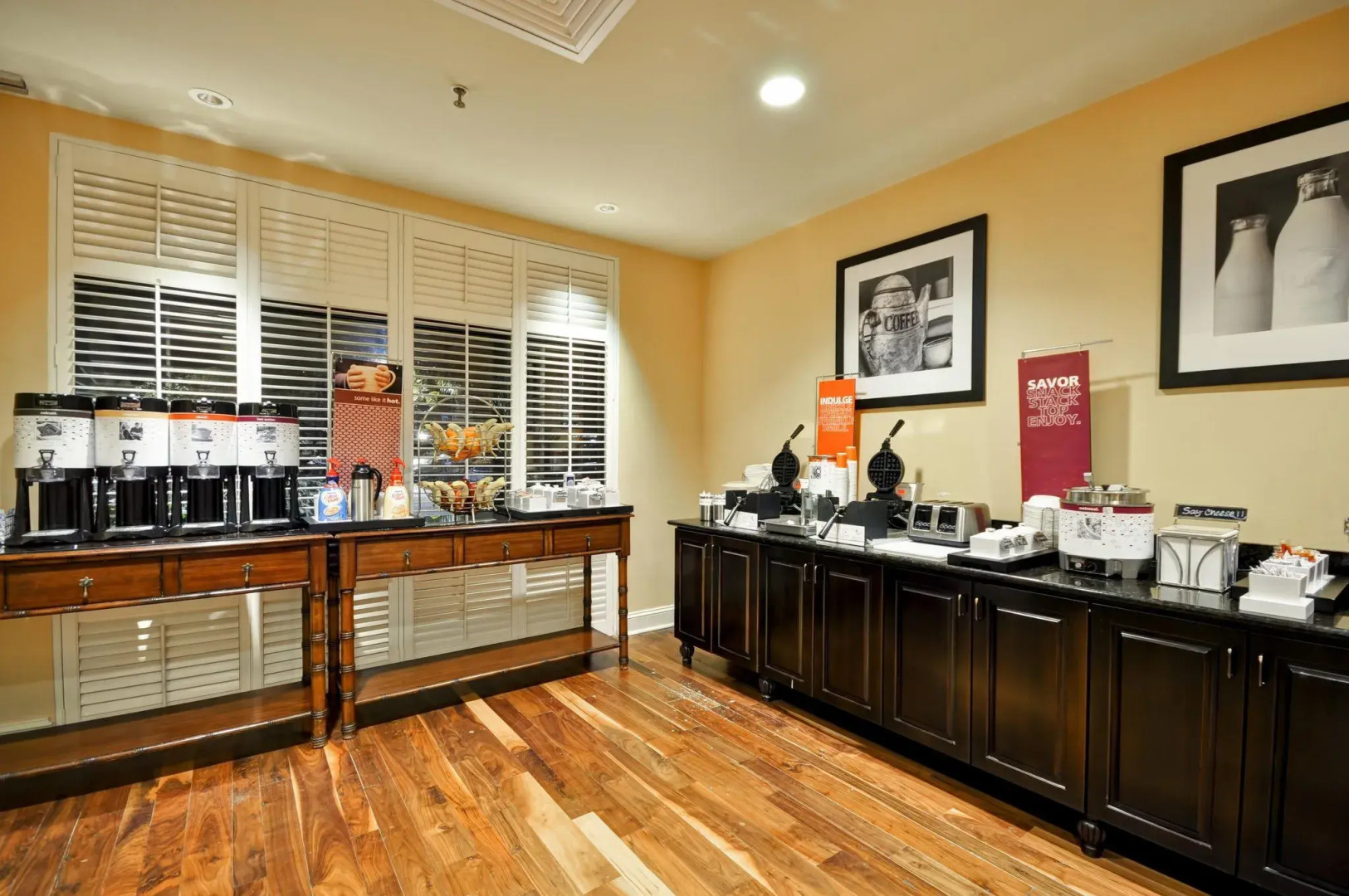 Hampton Inn & Suites North Charleston-University Blvd