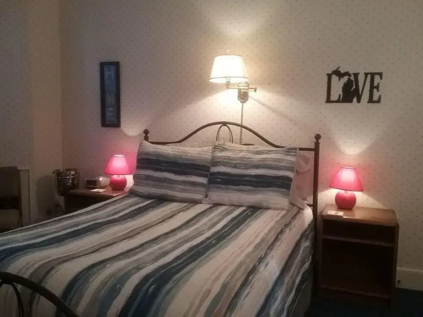 Candlelite Inn Bed & Breakfast