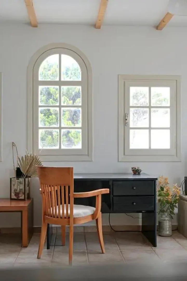 Beachlife: The Apartment